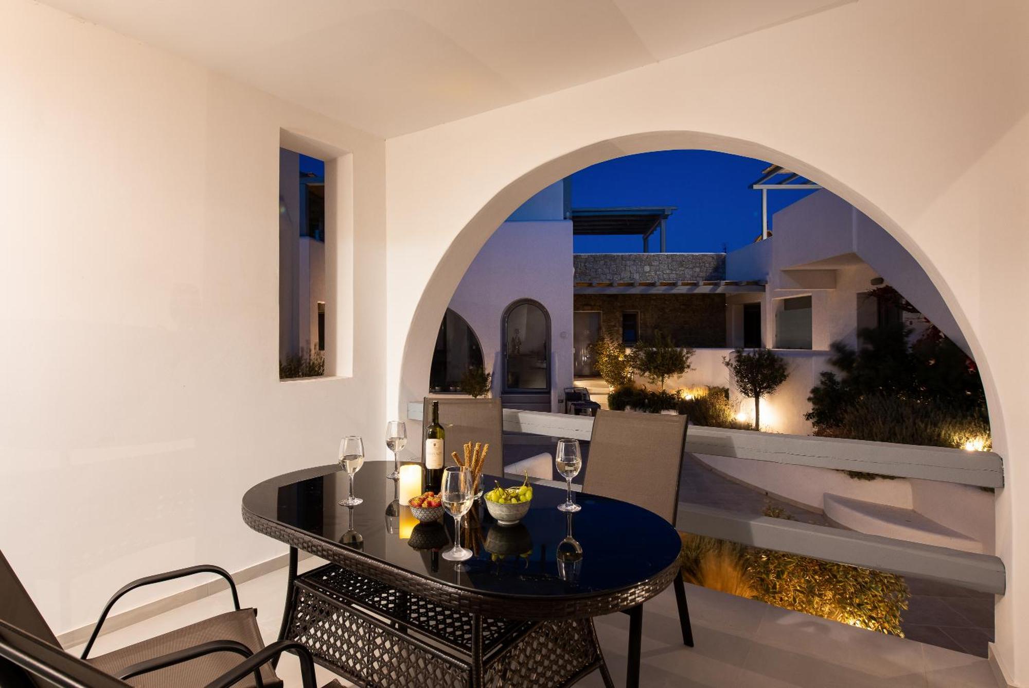 Hosting Moments Private Pool Holiday Home Ano Mera Exterior photo